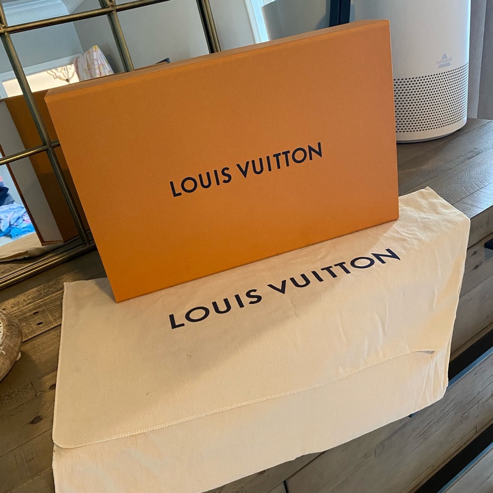 Large Louis Vuitton box and dustbag